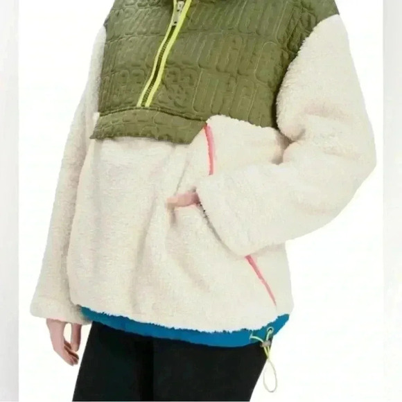 Ugg Iggy sherpa half zip pullover large green cream pockets hooded fur kangaroo - Picture 4 of 16